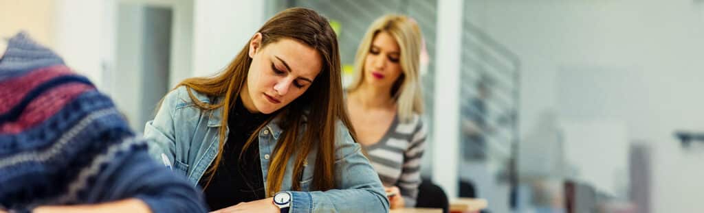 תלמידים בכיתה קידום